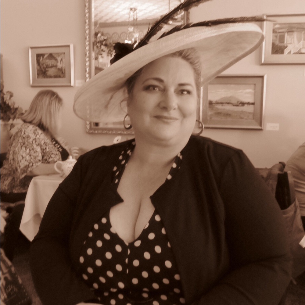 Meet your Posher, Angie